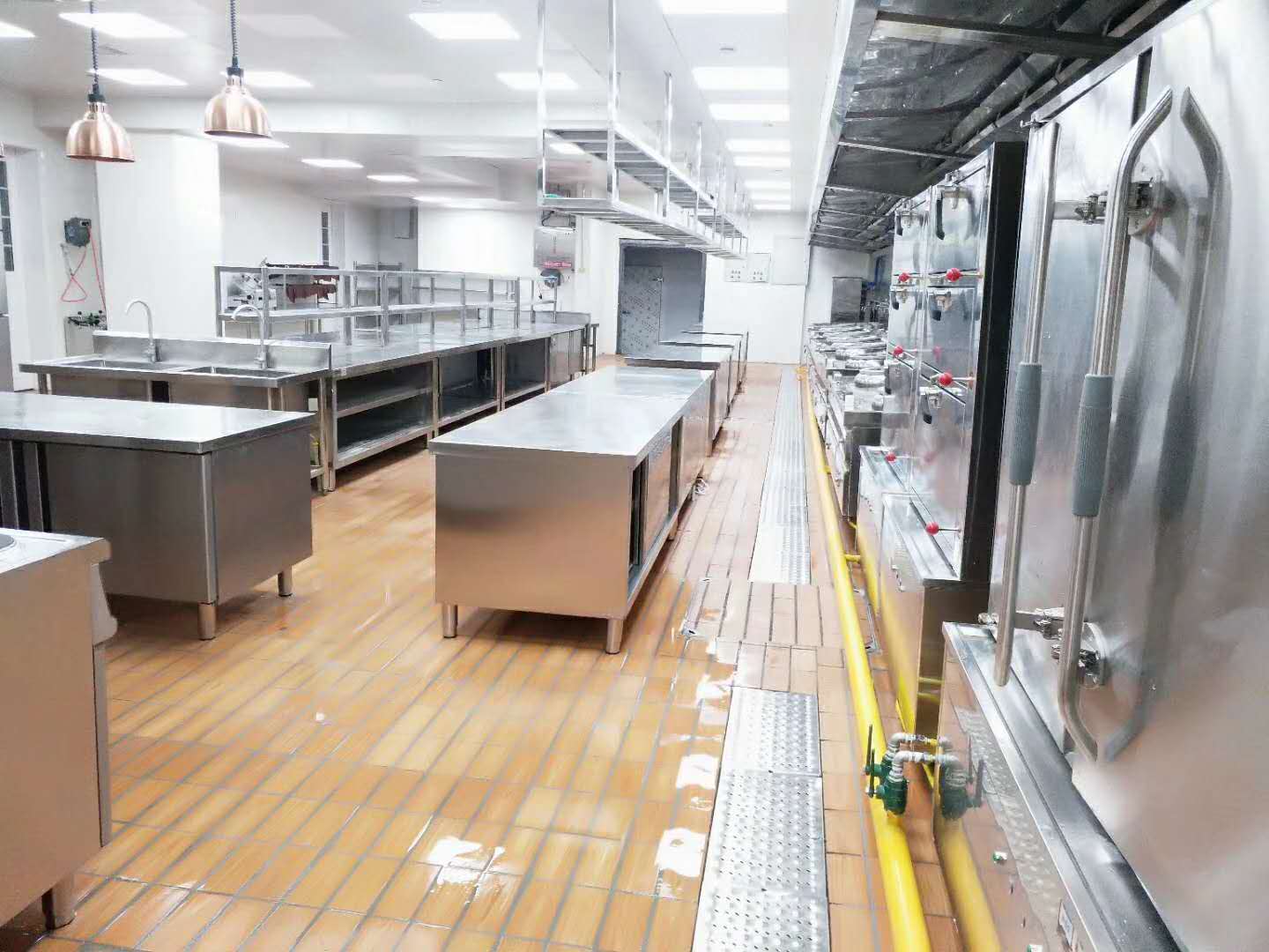 商用手机看片网址明沟